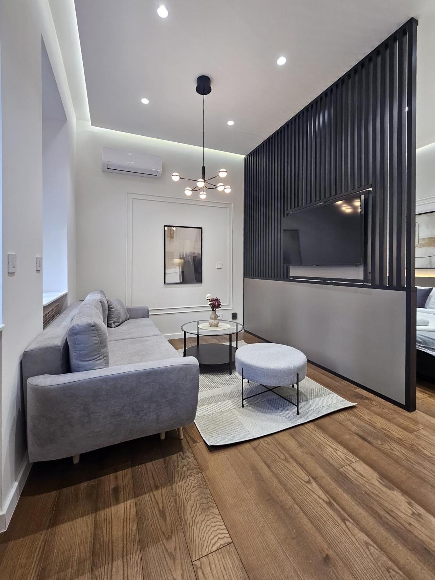 Central Life Belgrado Buitenkant foto